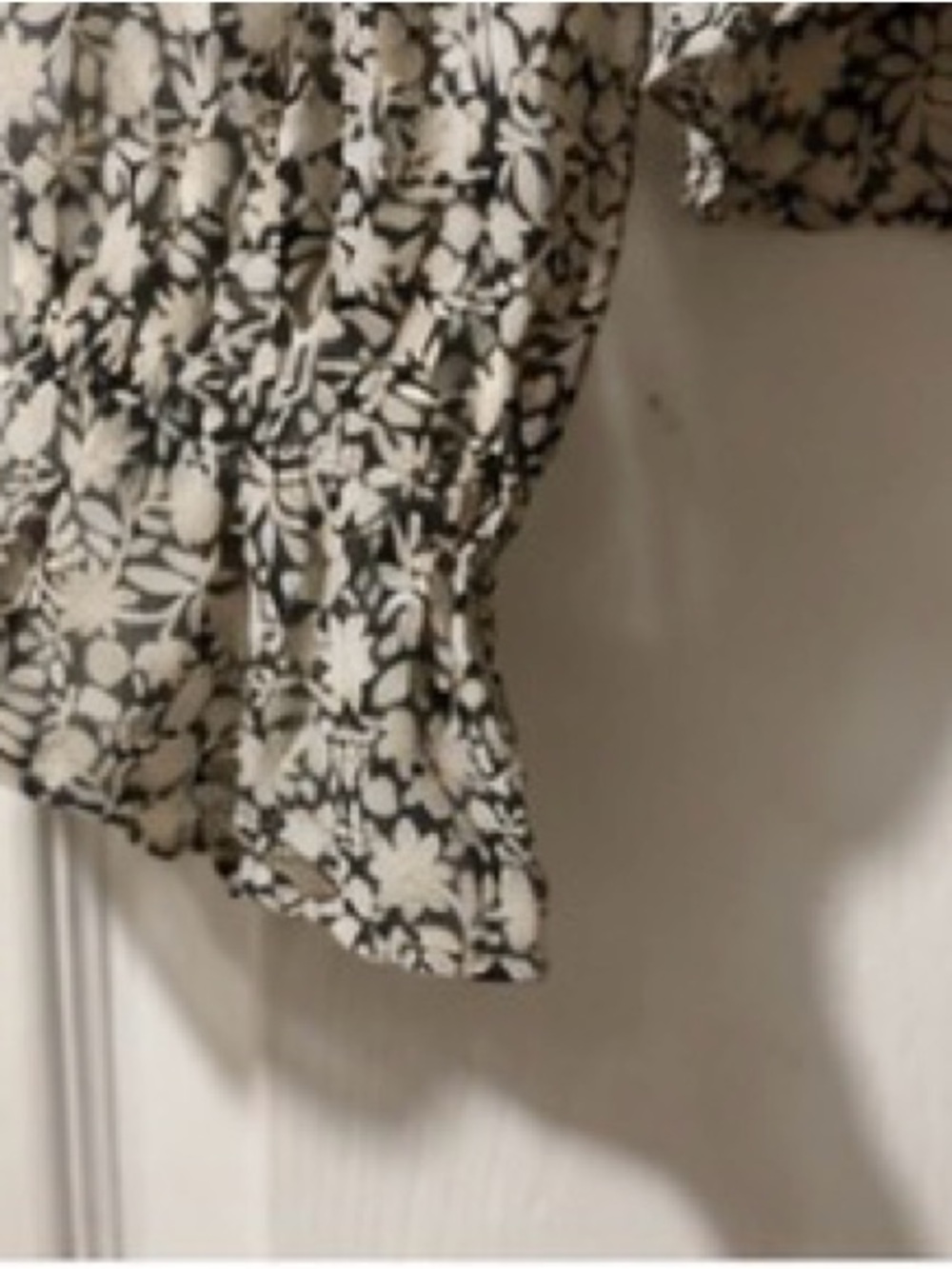 Olivia James Floral Ruffle Blouse Small Black Cream Layered Boho Top - Picture 4 of 5